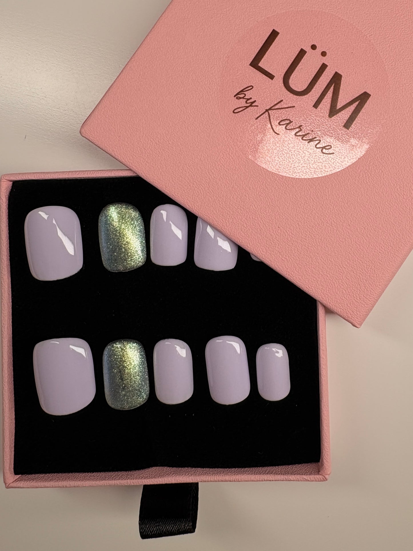 Easy Fit – Lilac Shine (Ancienne version)